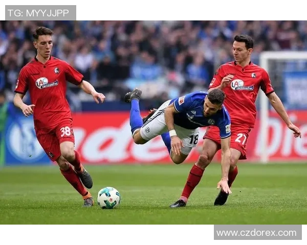 乌得勒支主场迎战海牙争夺联赛关键三分之战